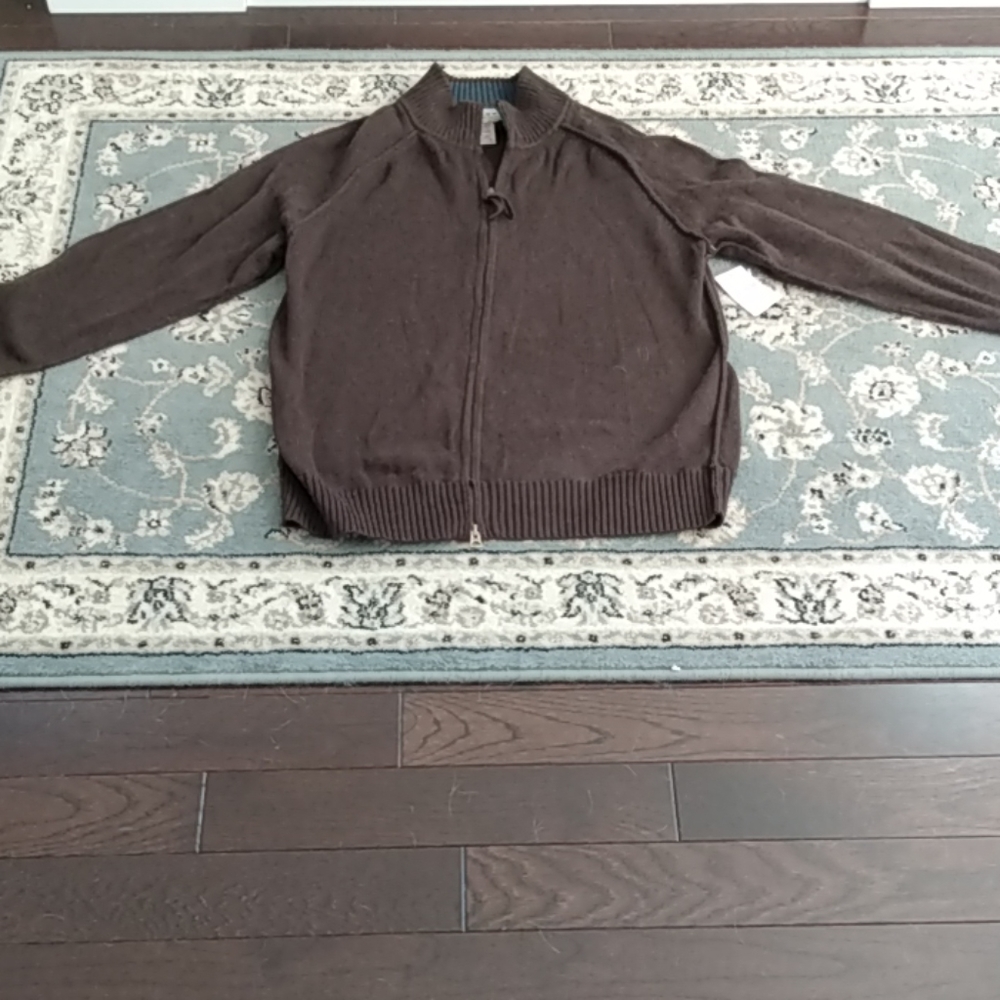 Men's sweater